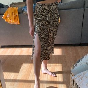 Leopard Print Midi Skirt//Zara